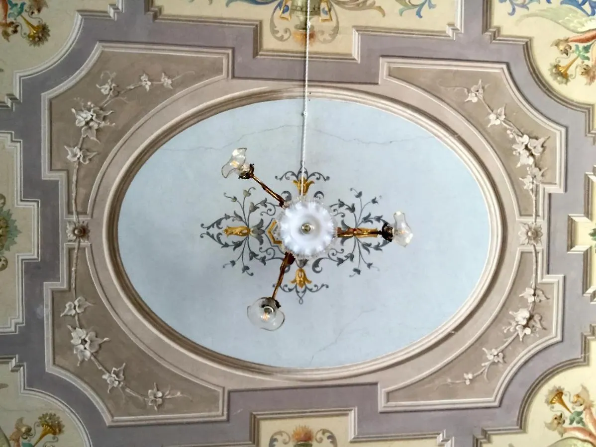 לינה וארוחת בוקר דונגו B&B Villa Rosalinda